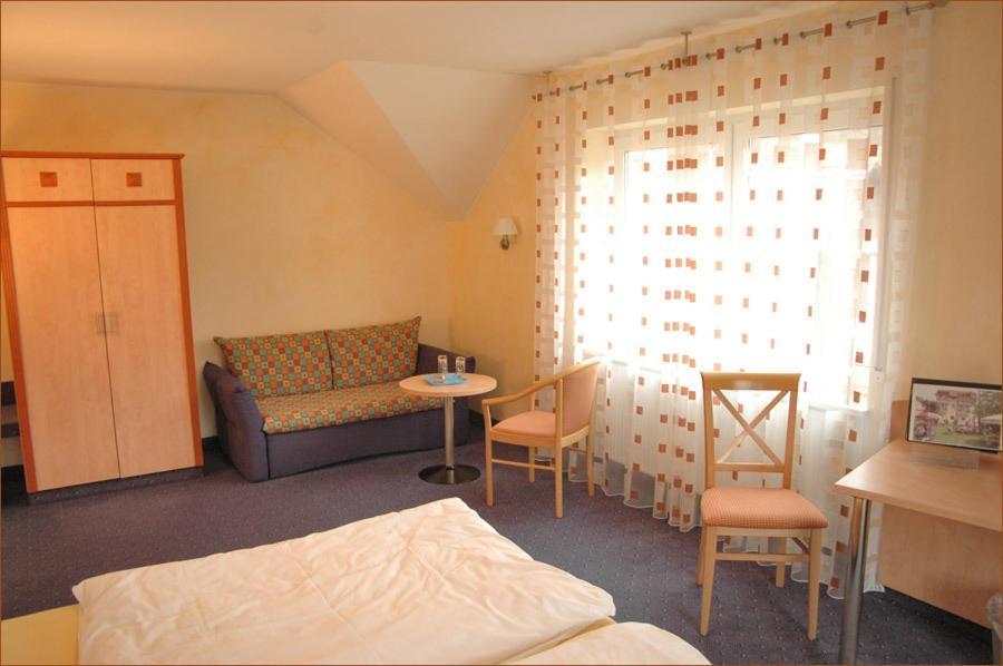 Gasthaus Gruner Baum Hotel Werbach Екстериор снимка